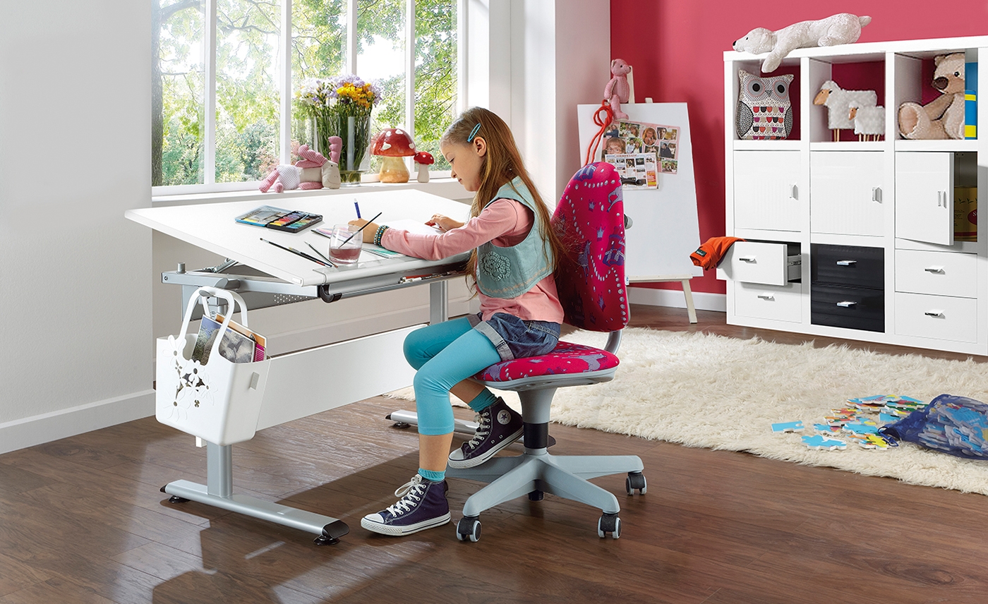 Kinder- und Jugendzimmer